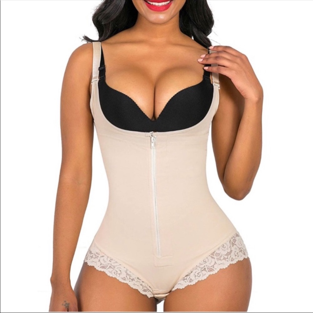 SHAPERX Woman’s Body shaper!
